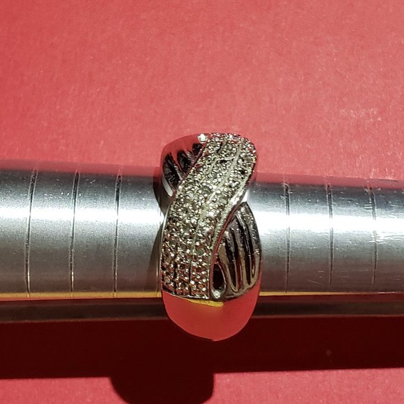 925 Studded Ribbon Ban Ring - Picture 4 of 6